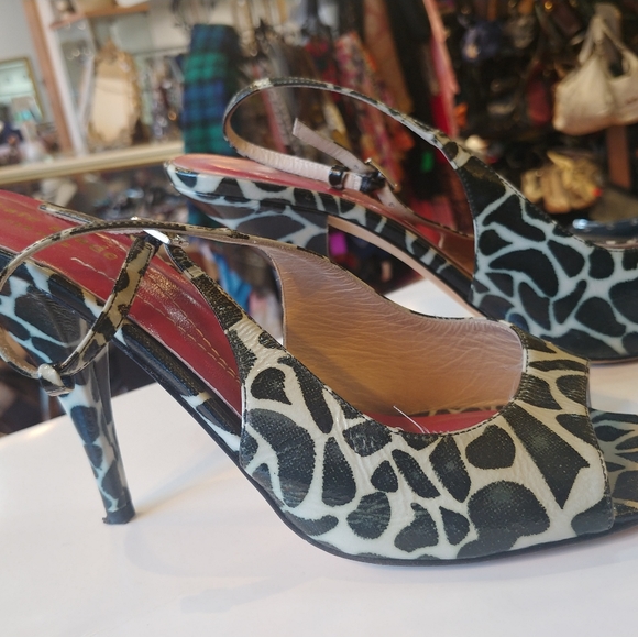 Kate Spade zebra print heels - Picture 2 of 5